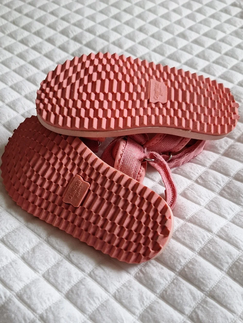 OshKosh B'gosh Pink Glitter Strap Kids' Sandals